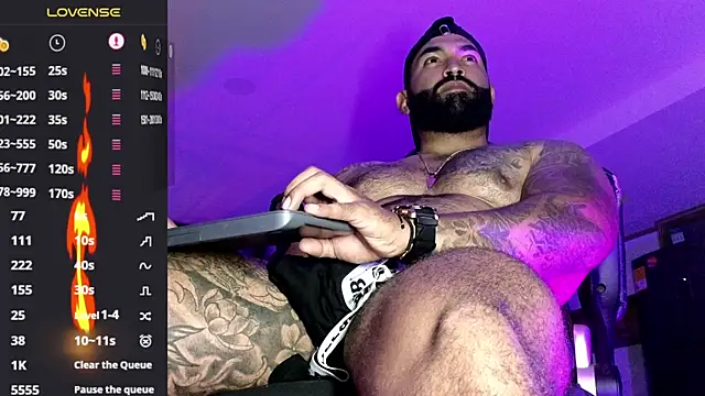 Max-prada online show from May 16, 2:41 am