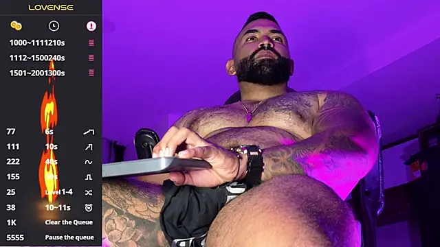 Max-prada online show from June 4, 2:06 am