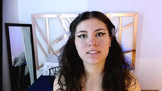 hannia baileys online show from November 22, 1:26 am