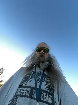 eager1975 online show from June 18, 1:28 am
