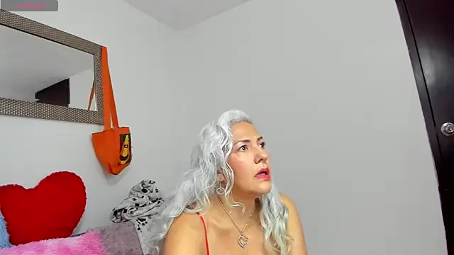 marilyn70 online show from October 28, 10:45 pm