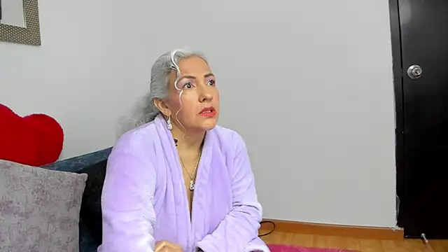 marilyn70 online show from November 16, 1:33 am