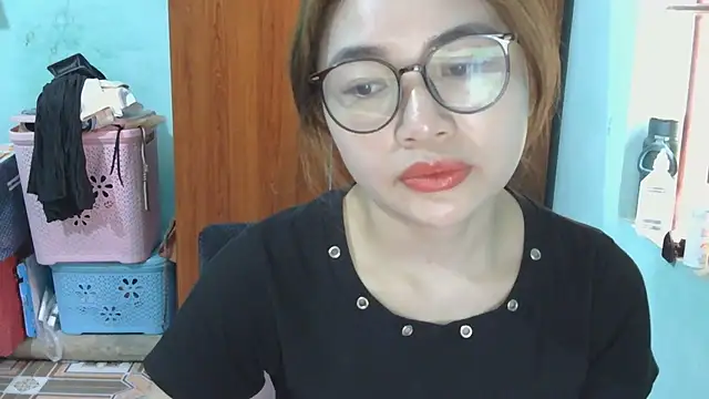 Uhem112 online show from October 17, 12:47 am