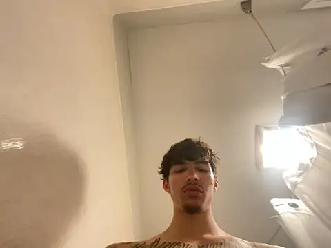 funbigdickk online show from November 1, 6:37 am