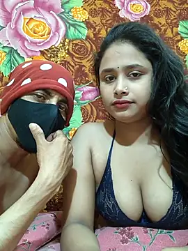 Seducing couple online show from March 28, 4:39 pm