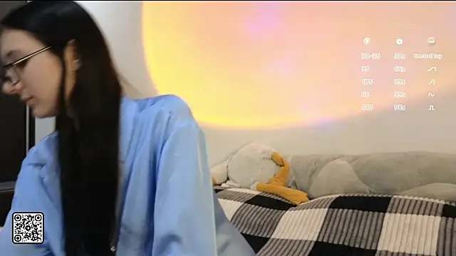 OdelynBagge online show from October 12, 6:18 pm