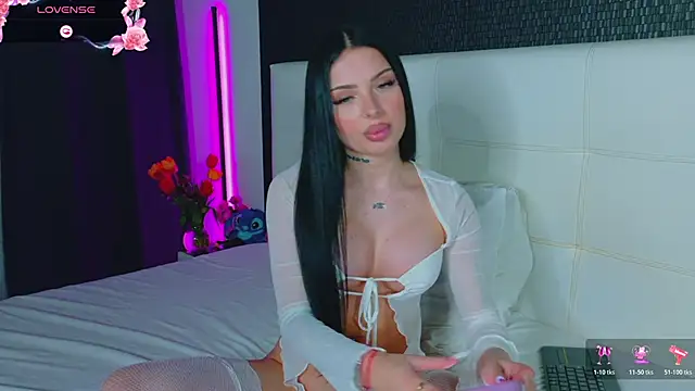 AshleyEttheenn online show from April 10, 5:28 pm