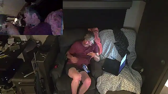 Snapshot of Cobra500hp@xh chatting on February 17, 6:43 am Cobra500hpxh online show from February 17, 6:43 am