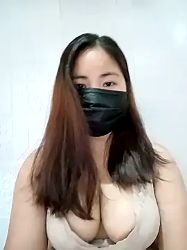 Snapshot of sia_143 chatting on May 12, 4:42 am sia 143 online show from May 12, 4:42 am