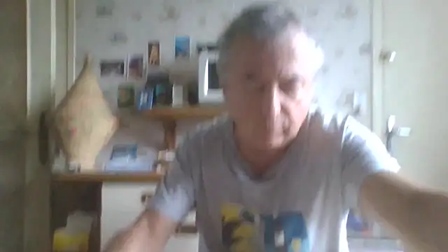 Snapshot of gegevincent chatting on June 10, 11:31 am gegevincent online show from June 10, 11:31 am