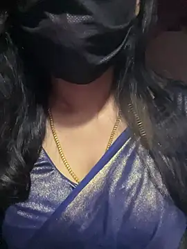 umairahaasan 1 online show from March 5, 3:35 am