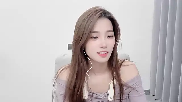 Snapshot of yuyu_77 chatting on October 24, 3:41 pm yuyu 77 online show from October 24, 3:41 pm