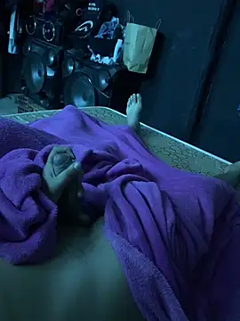 13cmvenoso online show from March 16, 12:17 am