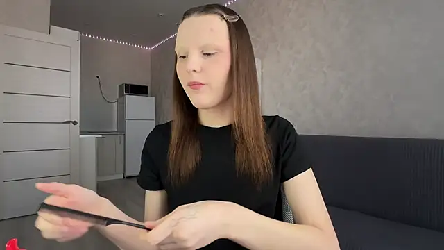 Snapshot of vertul1ana chatting on July 9, 1:26 pm vertul1ana online show from July 9, 1:26 pm