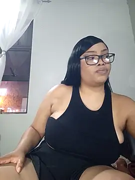 MadamPinky online show from November 23, 6:08 pm