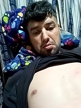 Snapshot of jjhojan11 chatting on January 10, 8:43 pm jjhojan11 online show from January 10, 8:43 pm