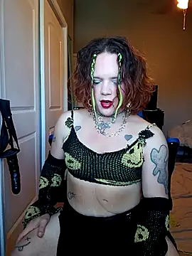 Snapshot of Kiami_Noara chatting on September 9, 3:33 pm Kiami Noara online show from September 9, 3:33 pm