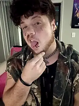 Snapshot of Kiami_Noara chatting on February 21, 7:20 am Kiami Noara online show from February 21, 7:20 am