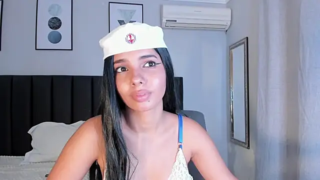 Snapshot of BarbieGirl_xx chatting on October 10, 8:02 am BarbieGirl xx online show from October 10, 8:02 am