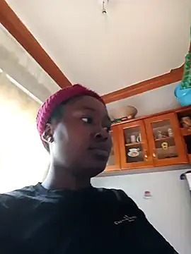 Snapshot of Angel_price chatting on January 13, 7:35 am Angel price online show from January 13, 7:35 am