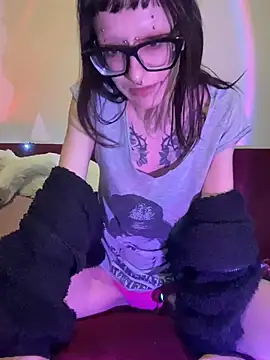 severingratty online show from March 6, 12:01 pm