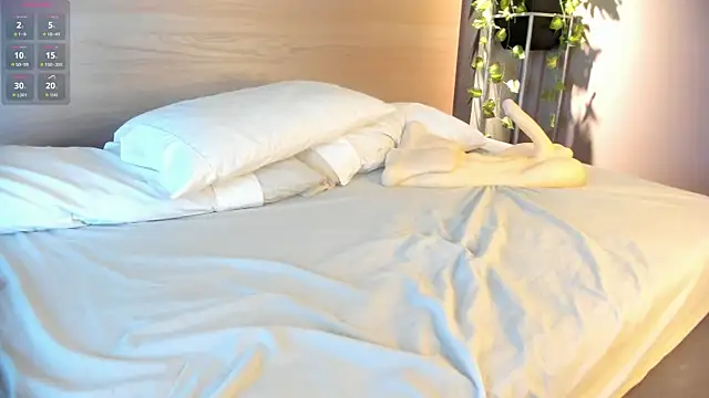 Snapshot of alexamonroe_ chatting on November 27, 8:44 pm alexamonroe online show from November 27, 8:44 pm