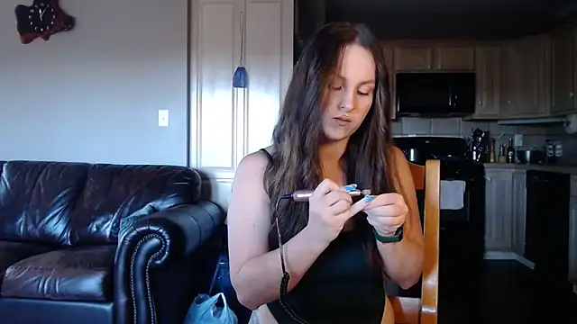 Blueeyedzaya  online show from November 10, 2:05 pm