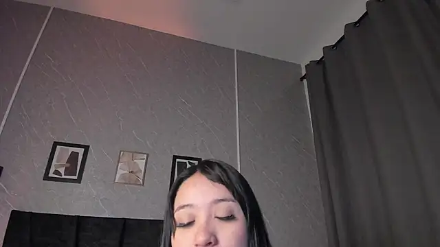 Lunaa bellaa online show from February 13, 11:28 am