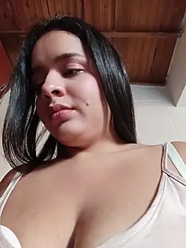 Snapshot of Lambedora_69 chatting on May 7, 7:52 pm Lambedora 69 online show from May 7, 7:52 pm