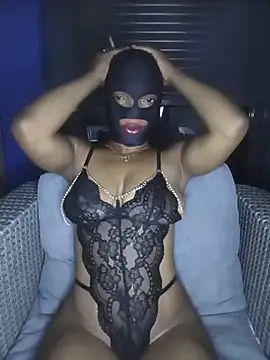 Snapshot of sweetybae75 chatting on July 7, 10:36 pm sweetybae75 online show from July 7, 10:36 pm