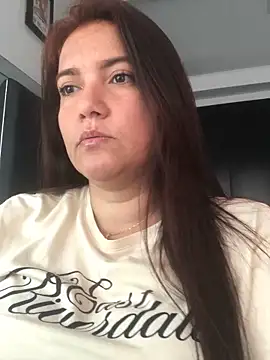 sweetdulcexxx online show from April 15, 2:46 pm