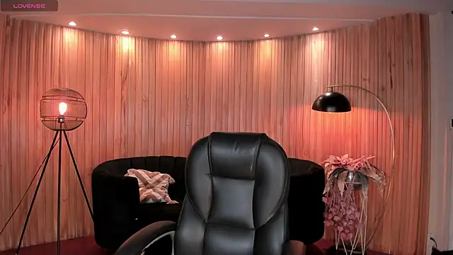 MeganScott online show from June 15, 11:23 am