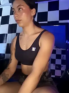 kendraof online show from March 19, 6:12 pm