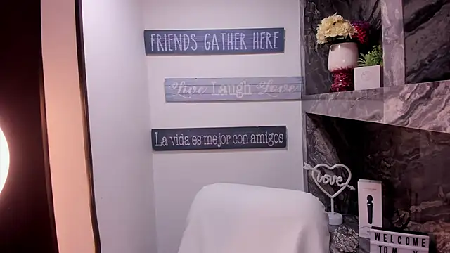 miss   taylor online show from September 30, 6:02 pm