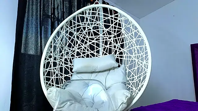 cuteeimy online show from November 14, 7:01 pm