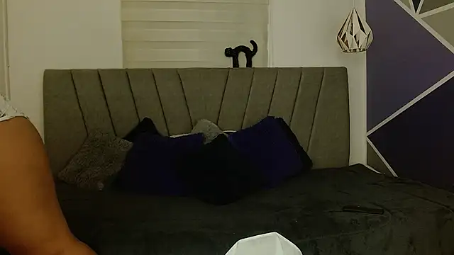 Snapshot of Yera_carey chatting on October 7, 11:24 pm Yera carey online show from October 7, 11:24 pm