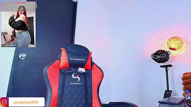 carolinhe  online show from November 7, 7:58 pm