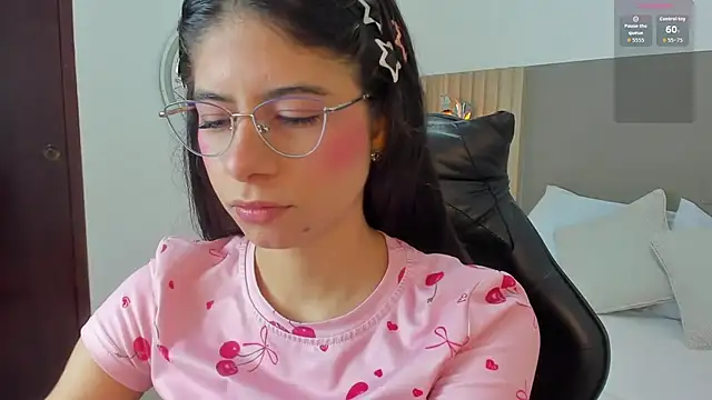 carlina 15 online show from April 4, 12:35 pm