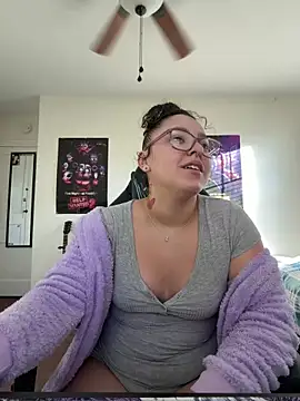 babykalirose online show from March 9, 12:42 pm