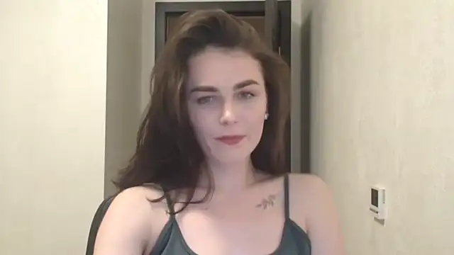 Silviaa a online show from April 7, 8:09 pm