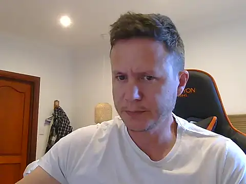 TroyDieselXXX online show from April 3, 4:43 am