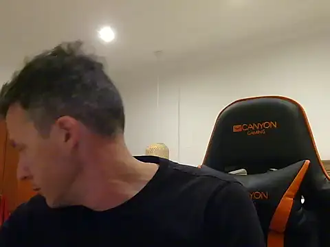 TroyDieselXXX online show from April 11, 7:51 pm