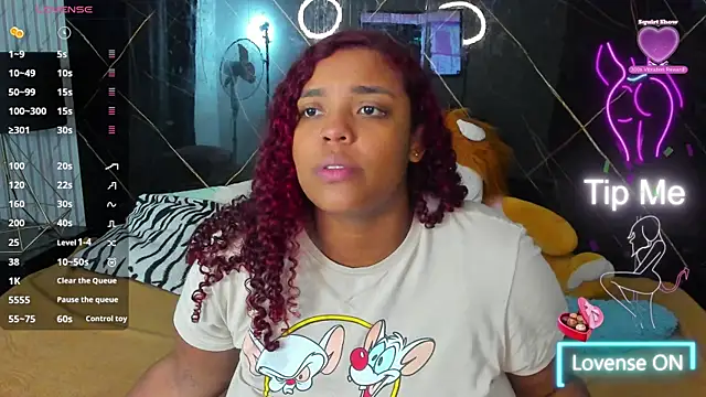 Alaia Gutierrez online show from November 9, 11:36 pm