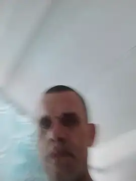 Snapshot of helldonk chatting on December 17, 1:55 am helldonk online show from December 17, 1:55 am