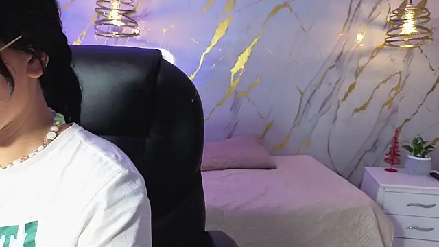 Scaarlettfox online show from March 18, 7:28 pm