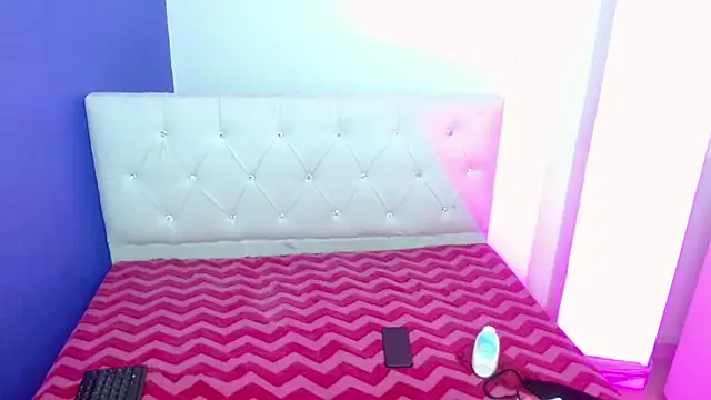 x isabella x online show from March 28, 8:08 pm