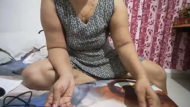 Snapshot of methu01 chatting on October 22, 12:33 am methu01 online show from October 22, 12:33 am