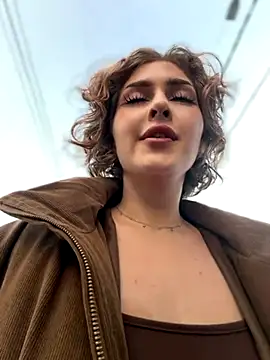 KellyKeler online show from November 10, 1:21 pm