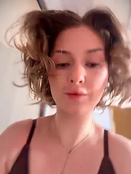 KellyKeler online show from March 14, 10:32 am