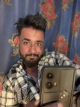 Snapshot of Munny6677 chatting on November 22, 6:18 pm Munny6677 online show from November 22, 6:18 pm